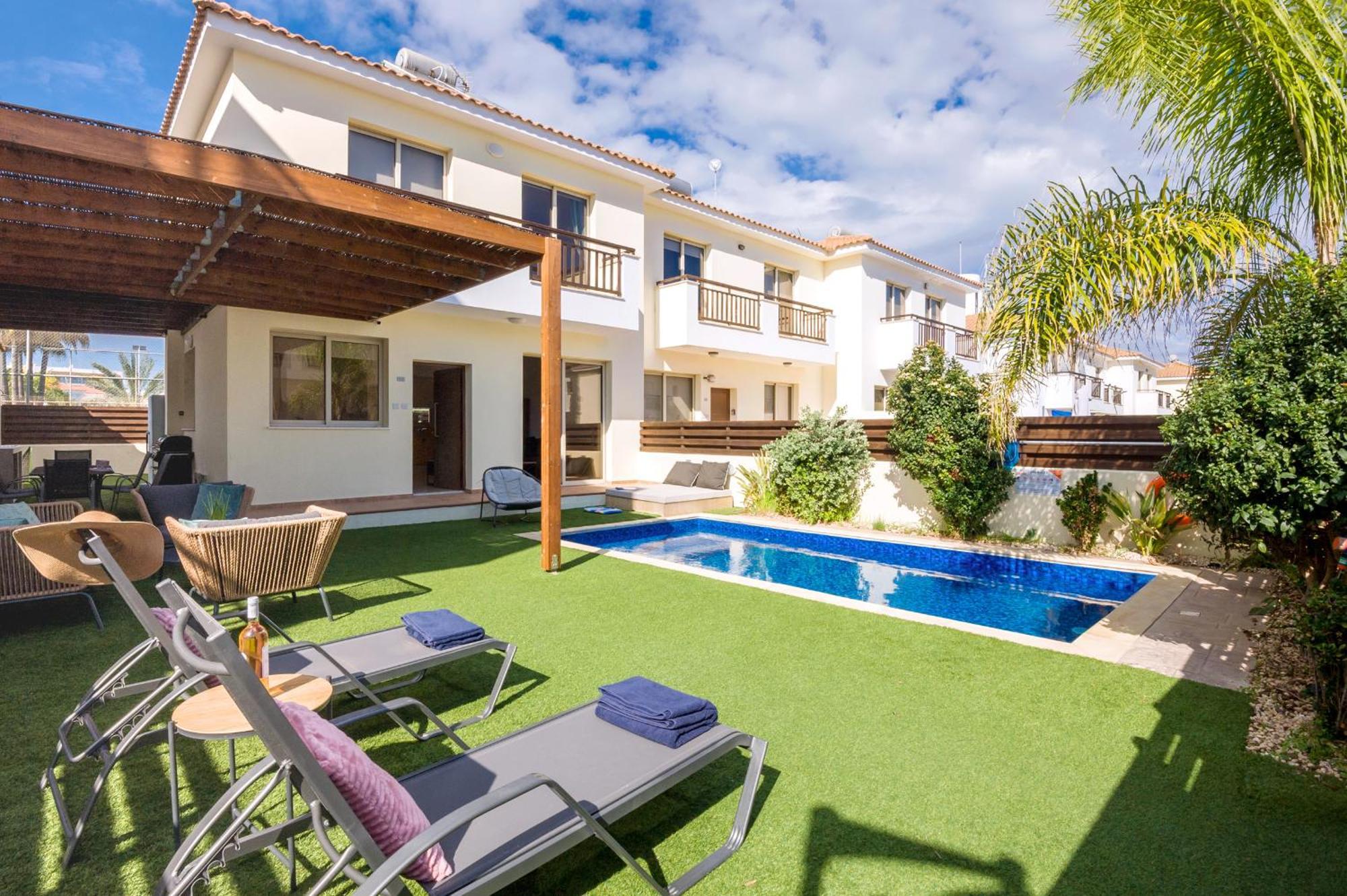 Villa Oasis Pernera 外观 照片